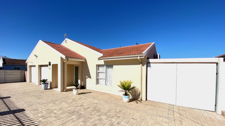3 Bedroom Property for Sale in Port Owen Western Cape
